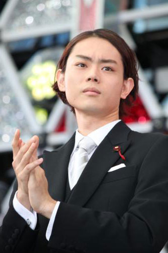 【画像・写真】総理役の遠藤憲一、入れ替わるなら誰になりたいか？にムフフな答え