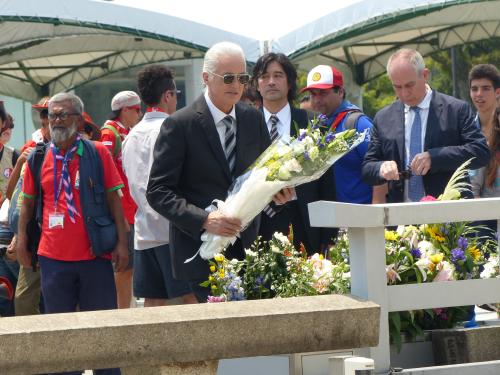 【画像・写真】来日中のジミー・ペイジが喜んだ「楽しい質問」の内容は…