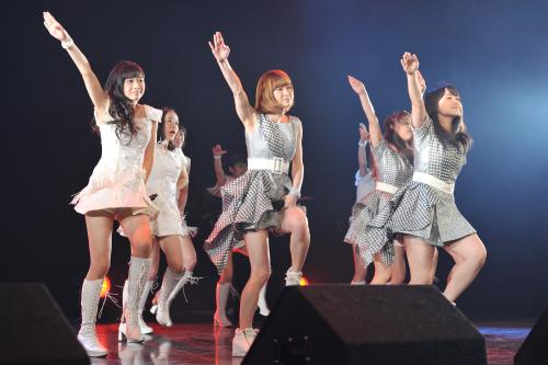 【画像・写真】モー娘。鈴木香音、リバウンド告白「恐ろしすぎて体重計乗ってない」