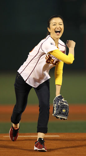 【画像・写真】鈴木京香と長谷川博己　同棲解消の裏　必要だった適度な距離感