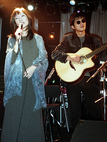 【画像・写真】ル・クプル　離婚後初めて再会“一夜限り”再結成で名曲熱唱