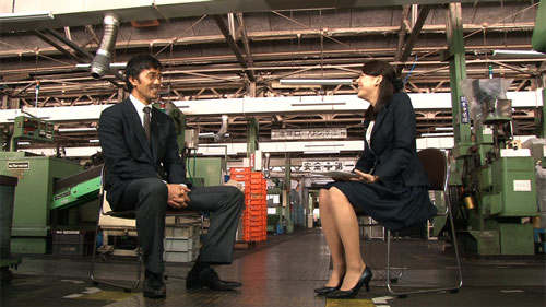 【画像・写真】阿部寛は役作りのため“工場研修”ＴＢＳ新人アナがスクープ獲得