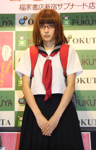 【画像・写真】木部さん質問に憤慨、イベントで失礼記者が「木部ってベッキーですよね？」