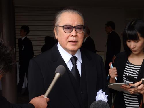 【画像・写真】加藤武さん劇団葬　江守徹、黒柳徹子ら５５０人参列