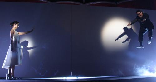 映画「ファンタスティック・フォー」ジャパンプレミアイベントでＭＣを飛ばすパフォーマンスを披露した堀北真希