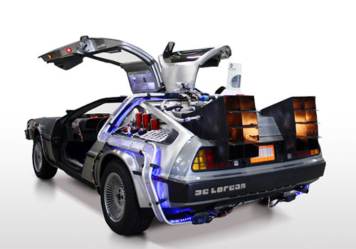 【画像・写真】山本昌氏デロリアンに乗る！“未来の日”２１日に山崎武司氏と登場