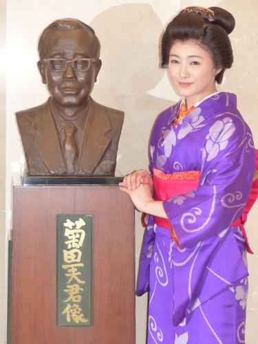 【画像・写真】仲間由紀恵版「放浪記」開幕　でんぐり返しは側転に　見事成功