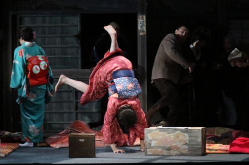 【画像・写真】仲間流「放浪記」は側転！自ら提案「一つの形見つけた」