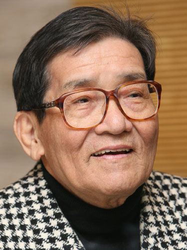 【画像・写真】橘家円蔵さん死去…眼鏡で高座、ＣＭで人気　１５年前から心臓に持病