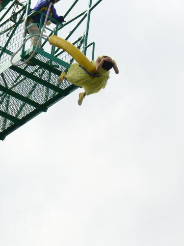 【画像・写真】水森かおり　ドレス姿でバンジー初挑戦「パンツ見えて…」