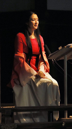 【画像・写真】小雪、奉納劇「降臨」で語り部　舞台稽古「とても感激しました」