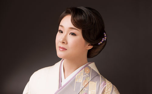 【画像・写真】歌手の上杉香緒里が結婚発表　一般男性と６年半の交際経て