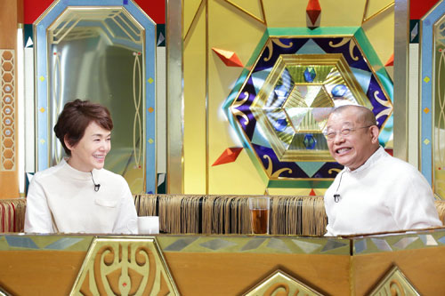テレビ東京「チマタの噺」で爆笑トークを繰り広げた大竹しのぶ（左）と笑福亭鶴瓶（Ｃ）テレビ東京
