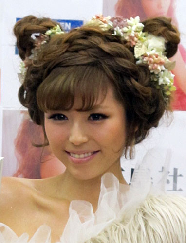 【画像・写真】若槻千夏、１年半ぶりブログ復活「頑張る」海老蔵にもラブコール