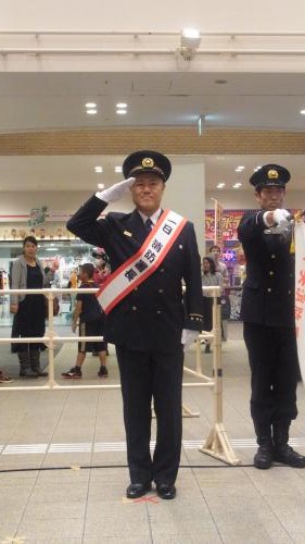 【画像・写真】辻本茂雄、消防署で一日署長「乾燥しますので、火事に気をつけて」