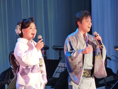 【画像・写真】三山ひろしの紅白出場濃厚　松前ひろ子涙「成長が喜び」