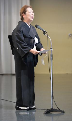 【画像・写真】野坂昭如さん告別式　妻・暘子さん愛情たっぷり“悪口”でお別れ