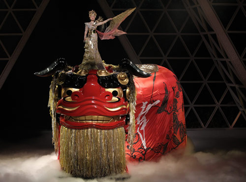 【画像・写真】小林幸子の紅白衣装　過去には「氷の女王」「火の鳥」「母鶴」も