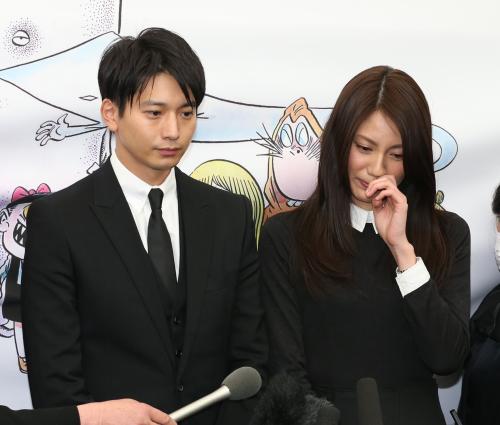 【画像・写真】水木しげるさんお別れ会に７８００人　妻・布枝さん「いつも自然体」