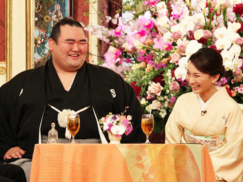 【画像・写真】琴奨菊、祐未夫人と初バラエティー　１５日放送スマスマに出演