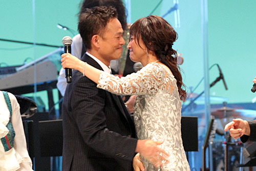 【画像・写真】杏樹＆恵「ＭＵＳＩＣ　ＦＡＩＲ」司会卒業を発表　杏樹は涙で感謝