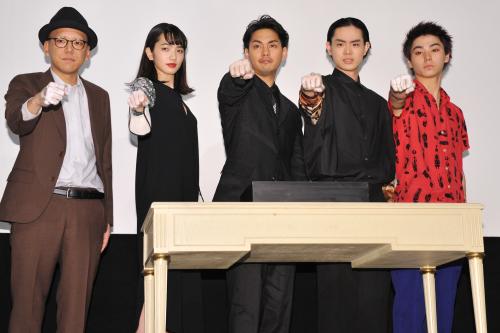 【画像・写真】柳楽優弥　主演作公開で「世代交代です！」拳突き上げ高らかに宣言