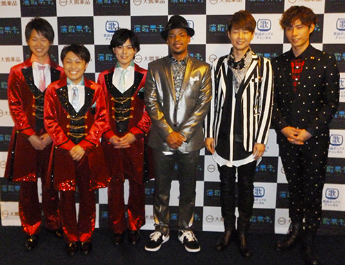 大阪ライブで共演する（左から） はやぶさ、ジェロ、パク・ジュニョン、 川上大輔