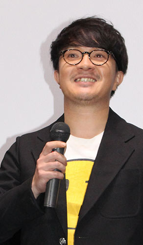 【画像・写真】濱田岳、スッピン写真に赤面…大阪では「立ち飲み屋で飲んでます」