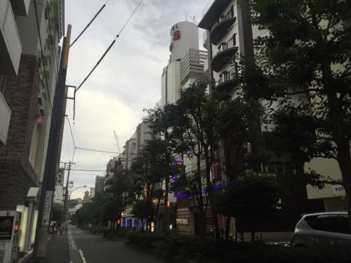 高知東生容疑者が逮捕されたラブホテルがある横浜市南区の伊勢佐木長者町駅近くのホテル街