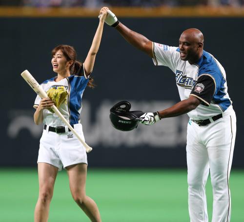 【画像・写真】“神スイング”稲村亜美　元本塁打王セギノール氏に打たれた