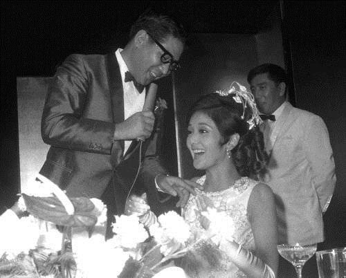 １９６９年、寿々子夫人と披露宴