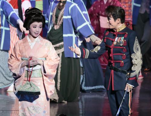 【画像・写真】宝塚星組トップ、北翔海莉　サヨナラ公演が開幕　壮絶立ち回り披露