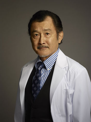 【画像・写真】吉田鋼太郎「ドクターＸ」第４弾出演　米倉を誘惑？「照れちゃいました」