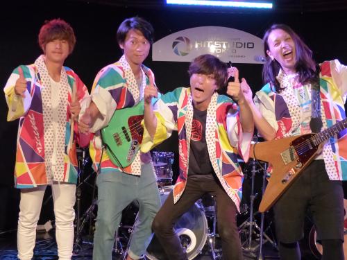 【画像・写真】フラチナリズム「ＣＤ仕入れて」ディーラーを前に売り込み熱演
