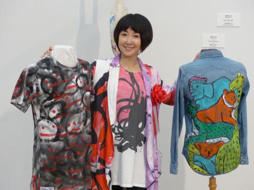 【画像・写真】“カープ女子”東ちづる　展覧会で会見も「スタジアムが呼んでる」