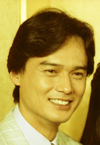 【画像・写真】元人気イケメン俳優　還暦でパパに！32歳年下の元ダンサーと「あと18年は頑張る」