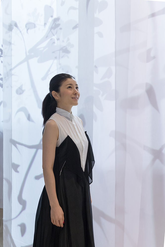 【画像・写真】書家・中塚翠涛さん、フランスでの受賞喜ぶ「今自分に出来る最高の展示」