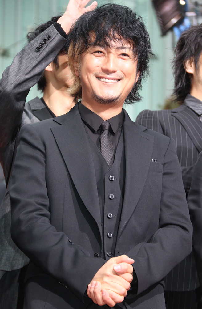 映画「新宿スワン２」完成披露プレミアイベント、レッドカーペットで笑顔を見せる上地雄輔
