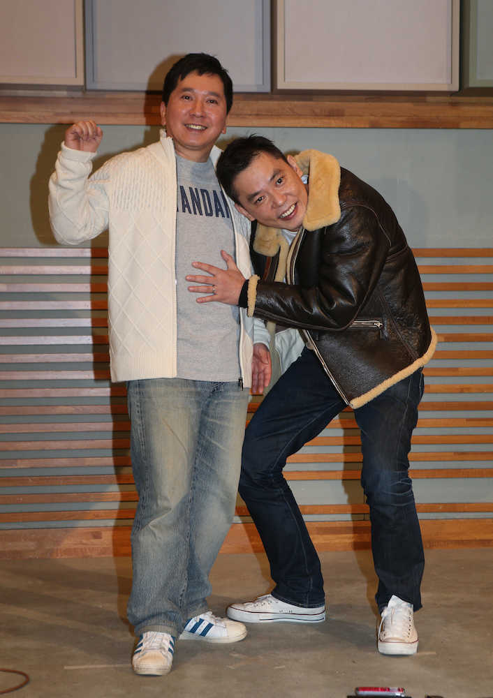 妻・山口もえの妊娠を喜ぶ爆笑問題・田中裕二（左）と相方の太田光　　　　　　　　　　　　　　　　　　　　　　　　　　　　　　　　　　　　　　　　　　　　　