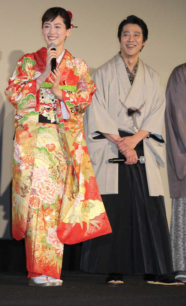 【画像・写真】綾瀬はるかに強烈ダメ出し！堤真一「こんなすっとこどっこい」