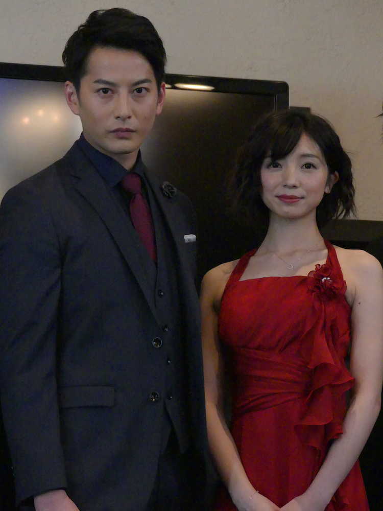 【画像・写真】石黒英雄、入来茉里との密着写真公開　“お尻にどうぞ”に大慌て