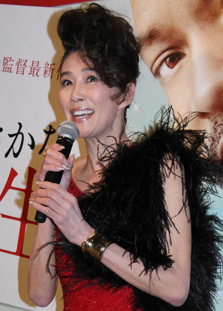 映画「素晴らしきかな、人生」のイベントに出演した萬田久子