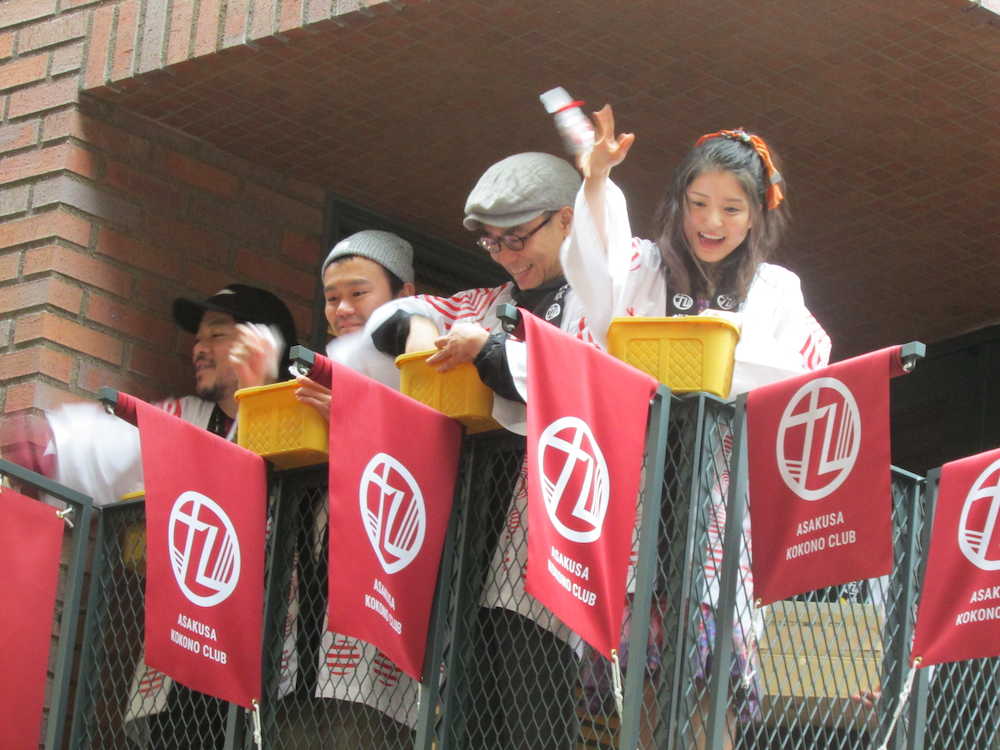 【画像・写真】川島海荷　サプライズ祝福に「心臓痛い」、３日に23歳　２度目の舞台挑戦へ