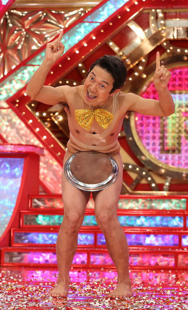 【画像・写真】アキラ100％　裸芸をさわやかに見せるコツ　妻も夫のために一役