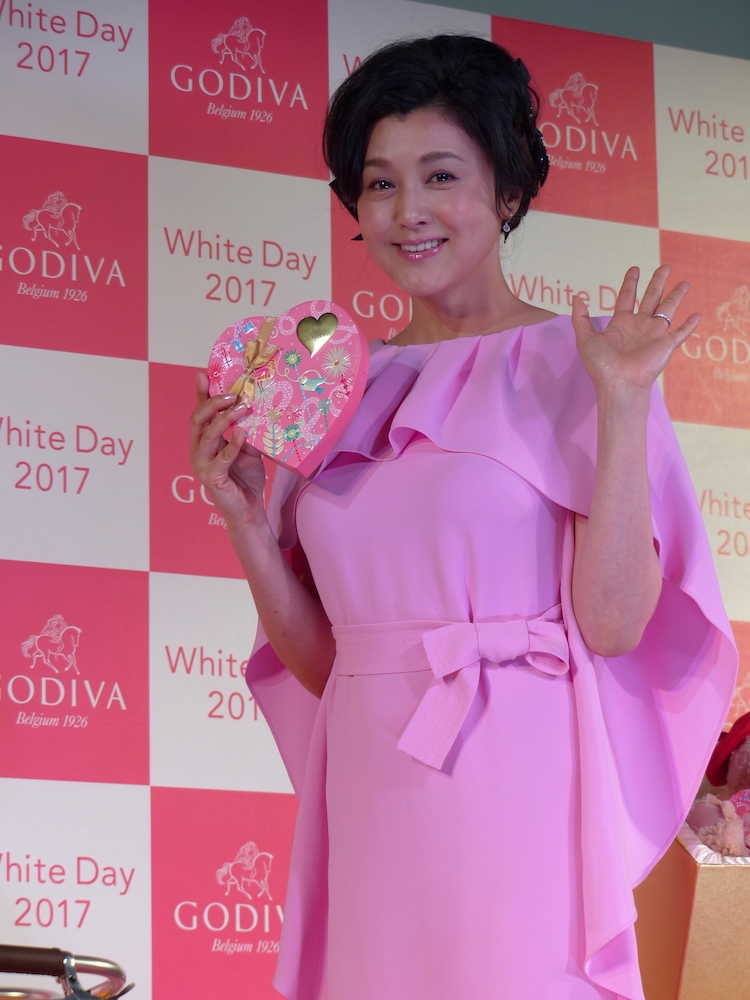 【画像・写真】藤原紀香　ホワイトデーは愛之助が本番中も「健康でいてくれれば」