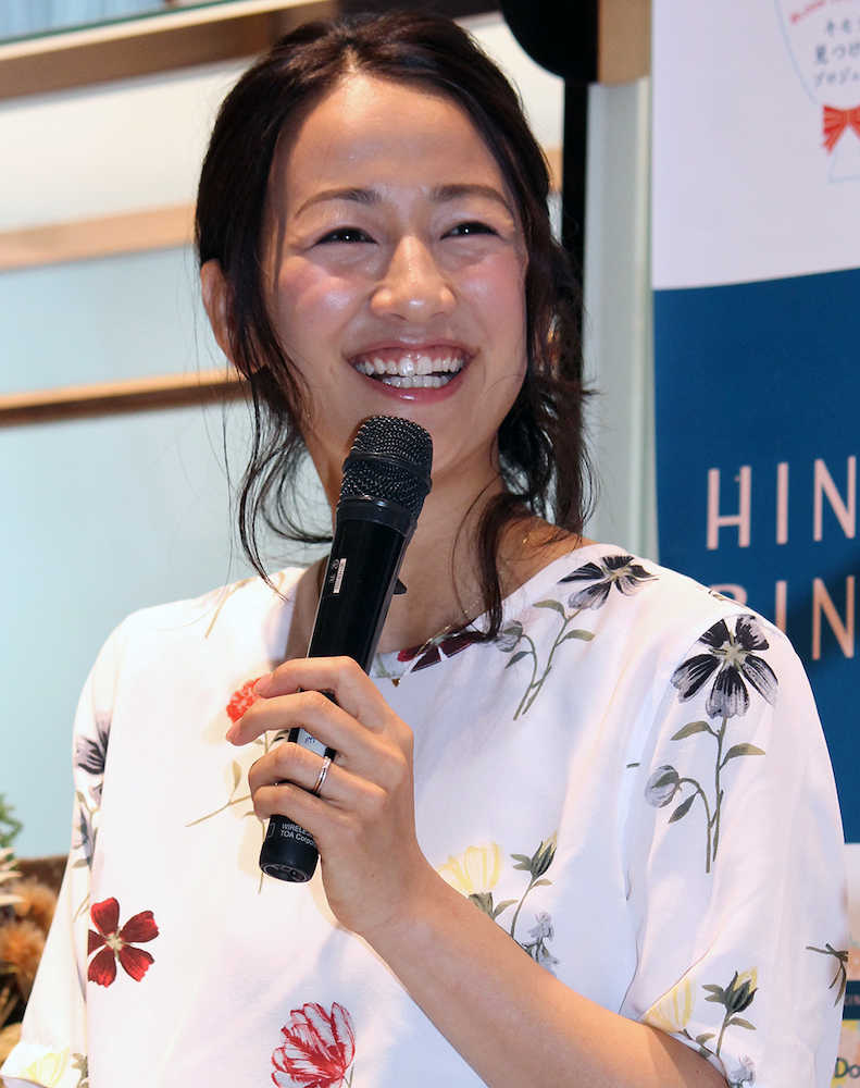 【画像・写真】元テレ朝アナ前田有紀さん　４年ぶり公の場　ＴＶ界に未練なし…夢は「お花の店を」