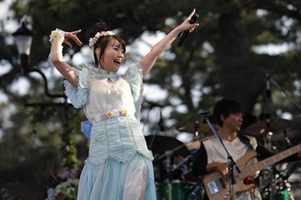 【画像・写真】“天女”水樹奈々３メートル神輿で降臨　出雲大社で奉納公演