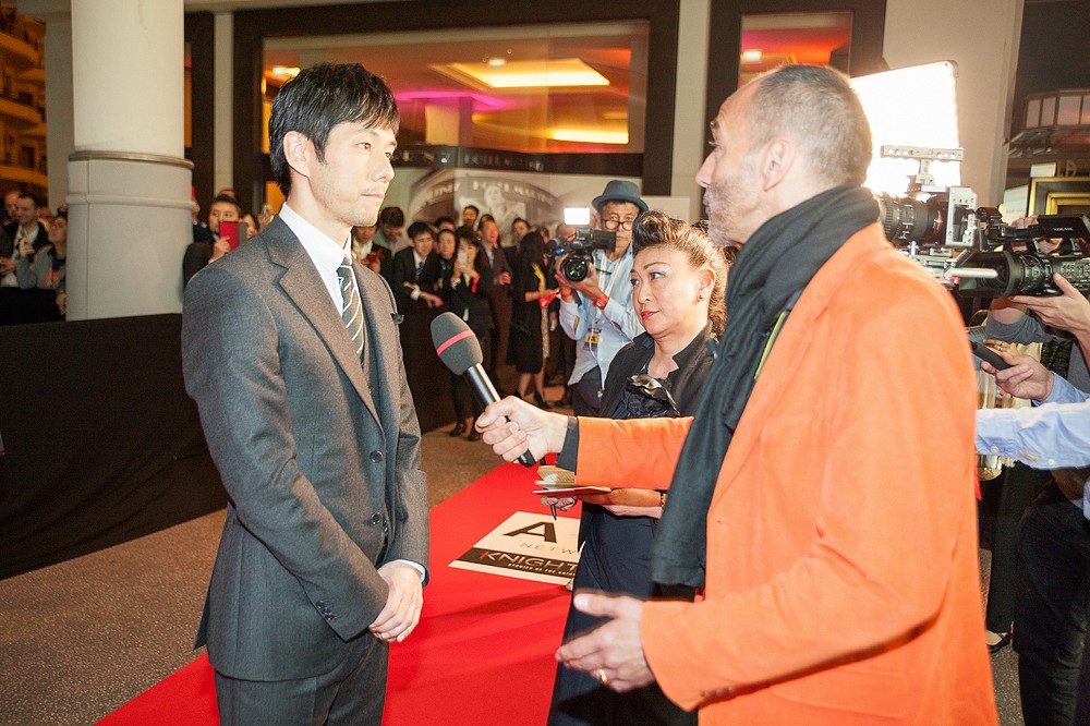 【画像・写真】西島秀俊、カンヌから日本へ新ドラマＰＲ「楽しみにしていて」