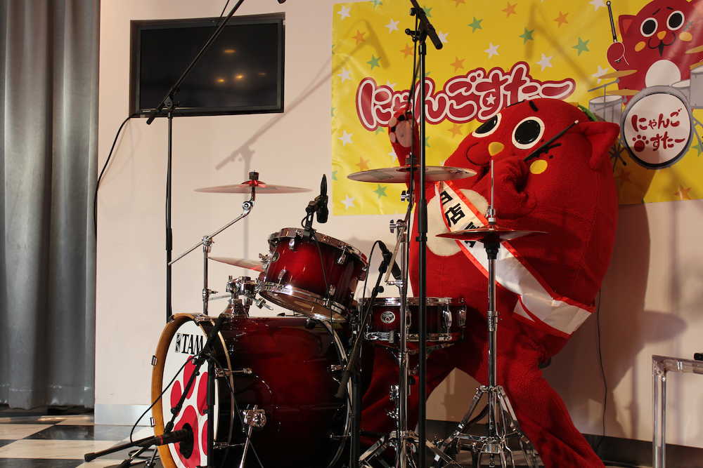 【画像・写真】にゃんごすたー公式グッズ発売　夢は世界進出、ポールと共演熱望