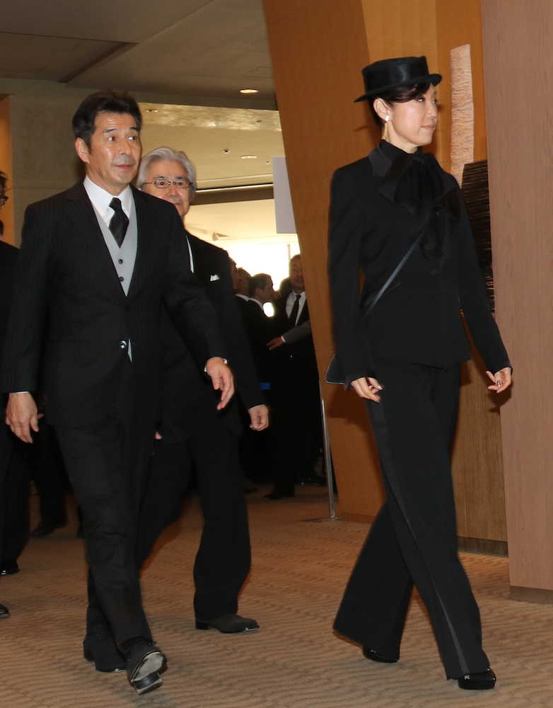 【画像・写真】ムッシュかまやつさんお別れの会に1000人　ユーミン思い出の曲「中央フリーウェイ」でしのぶ